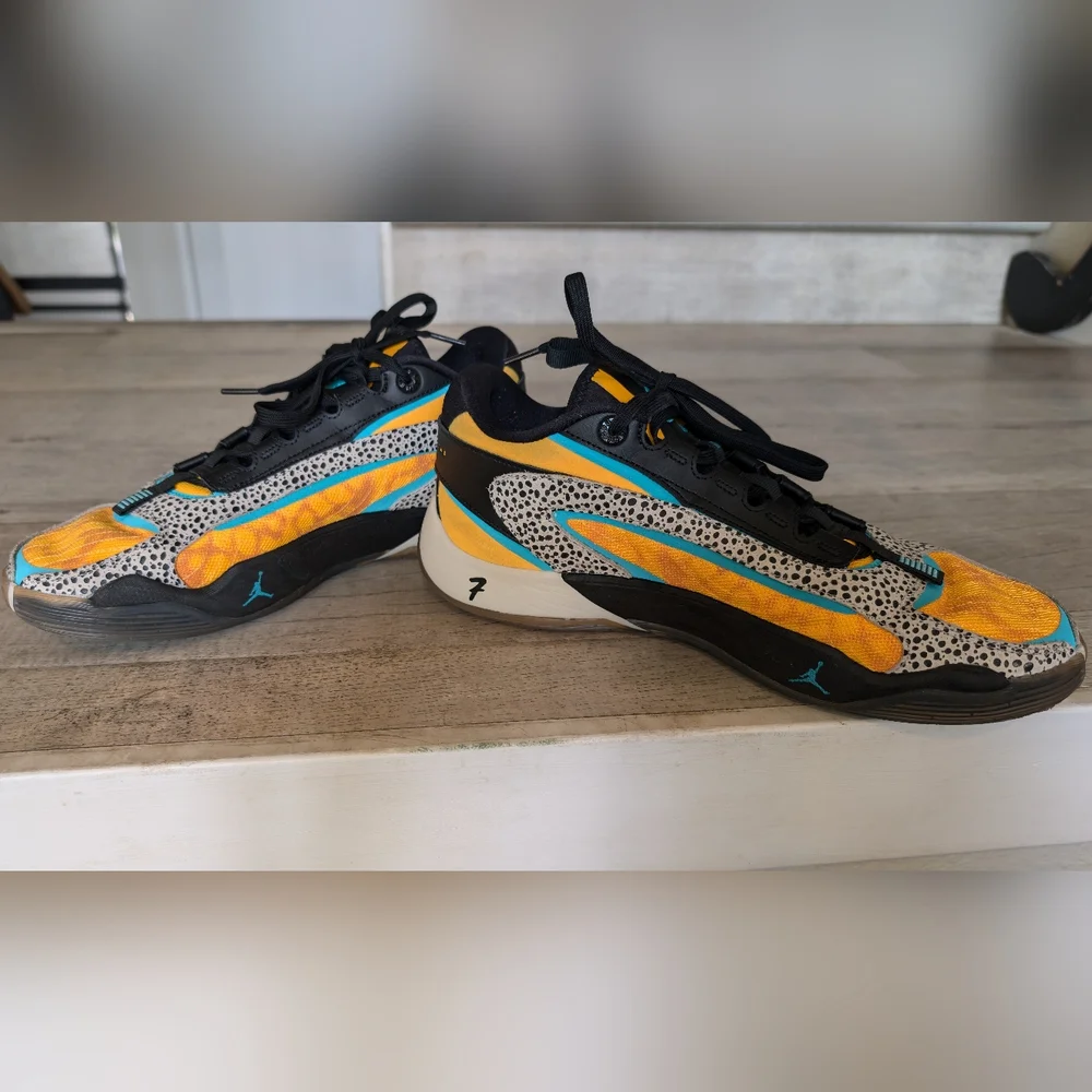 Jordan Luka 2 The Pitch Basketball Shoes - Picture 3 of 9